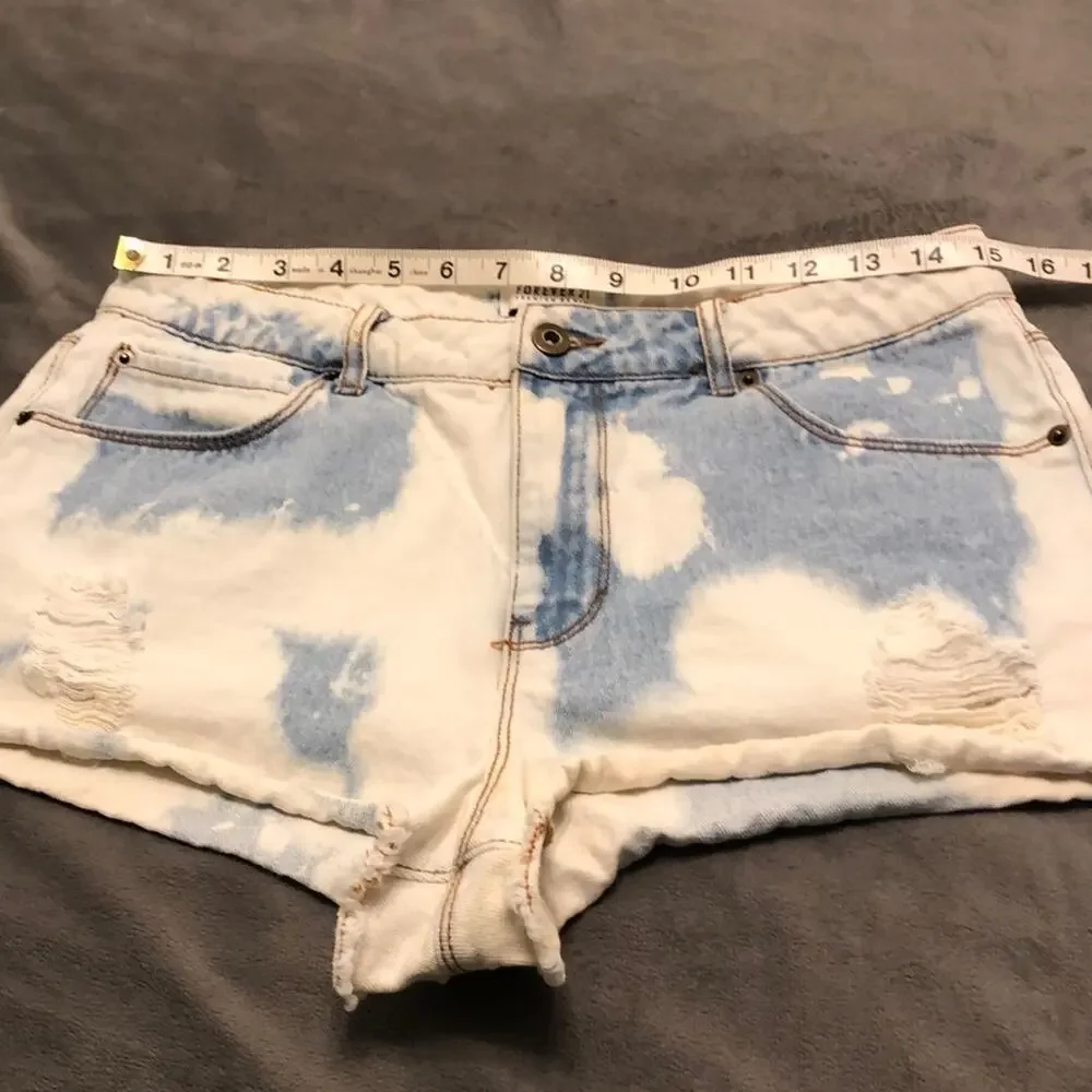 Forever 21 Denim Bleached Short Shorts Juniors Size 29 Premium Denim